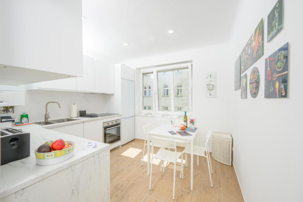 Hideaway Favoriten Viena Exterior foto